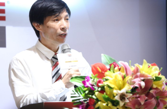 3香蕉视频黄版公司营销副总经理、企业管理中心总经理、企业经营管理办公室主任陈海建致欢迎辞.jpg
