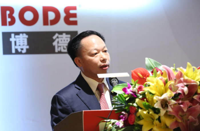 9广东香蕉视频黄版精工建材有限公司董事长、总经理叶荣恒.jpg