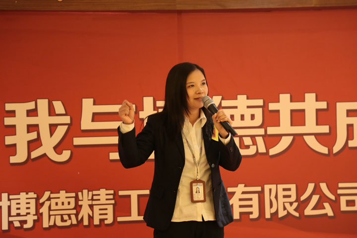 10号选手：营销中心财务部何丽仪.jpg